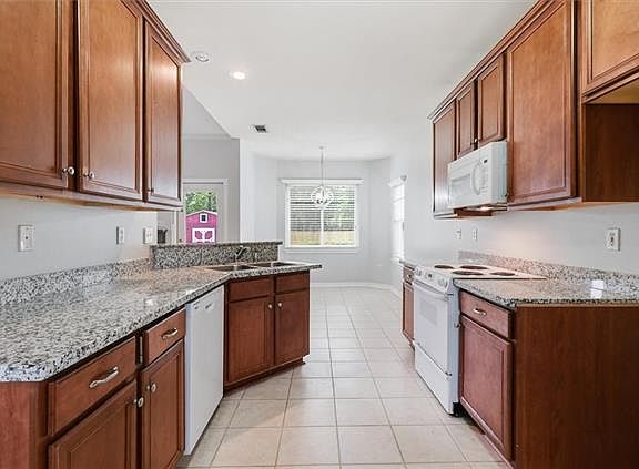 5th image of 1555 Marigny Ave