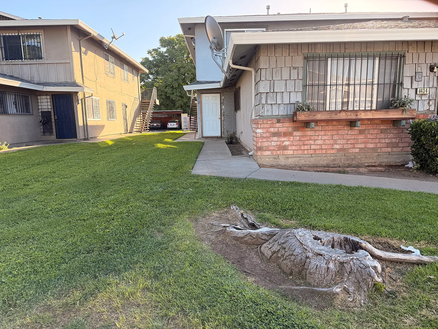 2 bed, 840 sqft, $1,250 — Photo 1