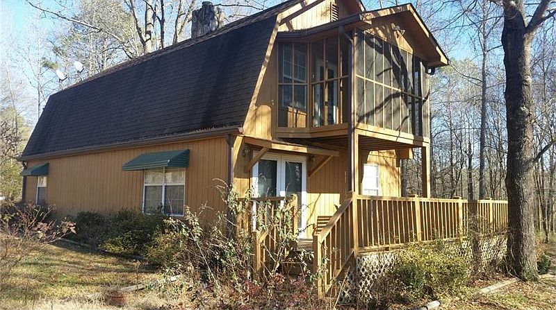 2nd image of 137 Ridgeview Dr