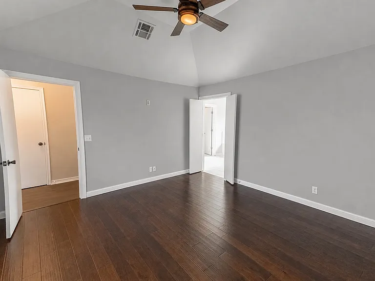 412 NW 142nd Cir — Photo 7