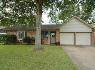 754 Voyager Dr, Houston, TX 77062