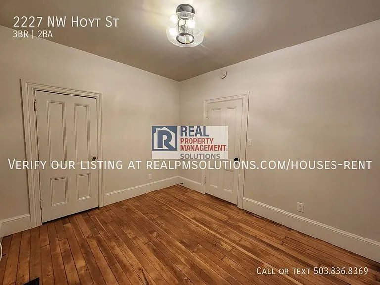 2227 NW Hoyt St — Photo 15