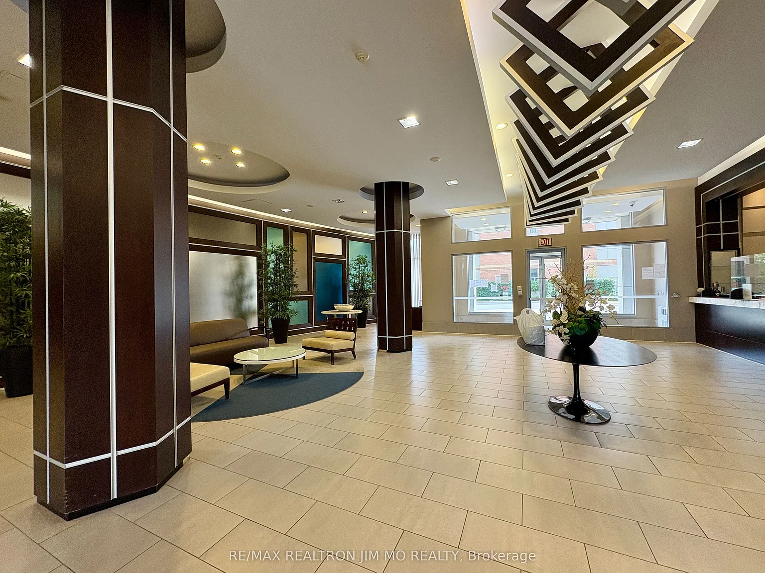 2 bed, $2,550 — Photo 3