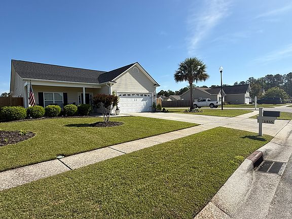 3rd image of 1416 Parkland Way