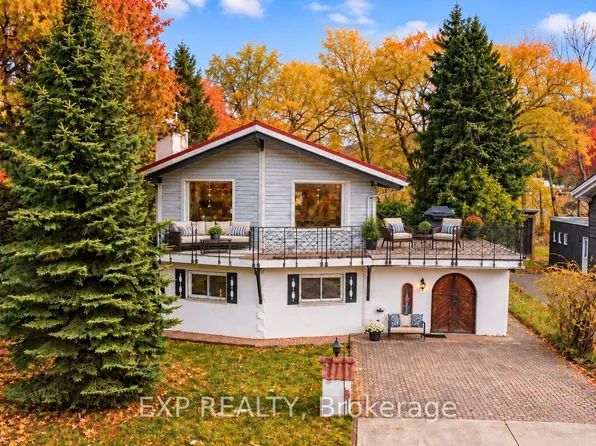 104 Kinsey Pl, The Blue Mountains, ON L9Y 0R4