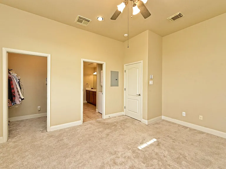1908 Kahala Sunset Dr #H — Photo 10