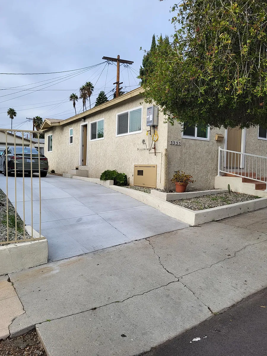 Building Photo - 3335 Idell St