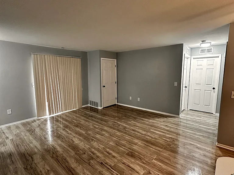 16440 Clarkson Dr — Photo 9