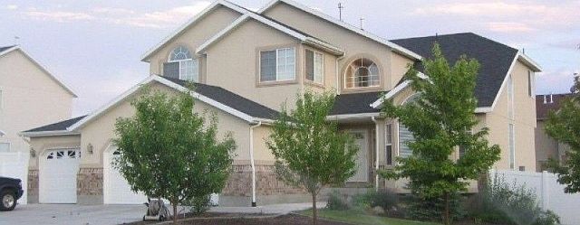 1st image of 399 W 2800th St N