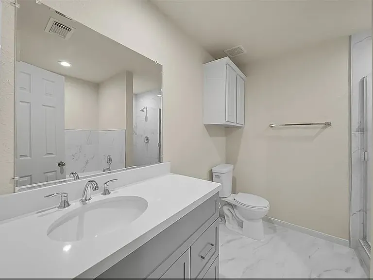10230 Canyon Rose Ln — Photo 16