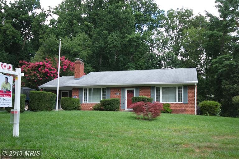 1st image of 3628 Embassy Ln