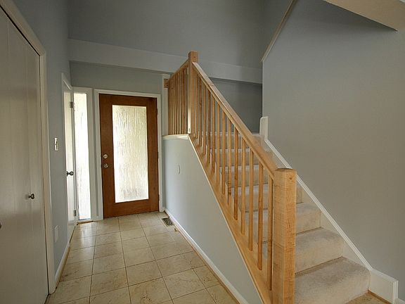 3rd image of 1537 Forest Ln