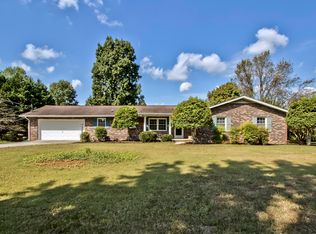 3919 W Beaver Creek Dr, Powell, TN 37849