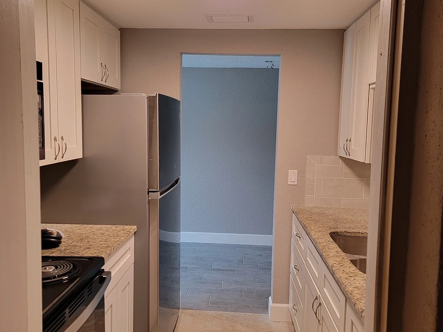 1 bed, $1,200 — Photo 2