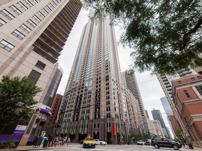 33 W Ontario St APT 36G, Chicago, IL, 60654