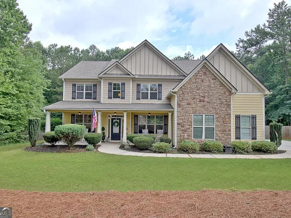 179 Timber Creek Estates Dr, Sharpsburg, GA 30277