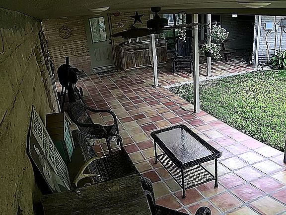 2nd image of 302 S Alamo St