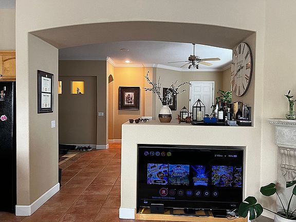3rd image of 9458 Palmerson Dr
