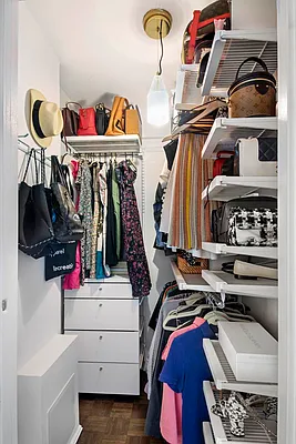 Sold by NYLON Real Estate | media 9