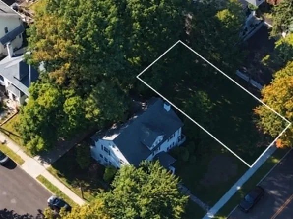 303 3rd street, Clifton City, NJ 07011