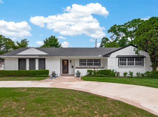 5666 Overbrook Ln, Houston, TX 77056