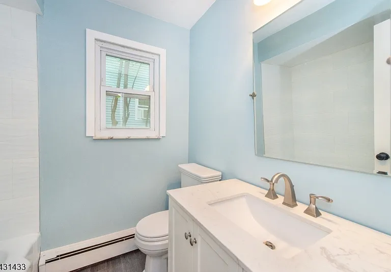 25 Whitfield St #1 — Photo 12