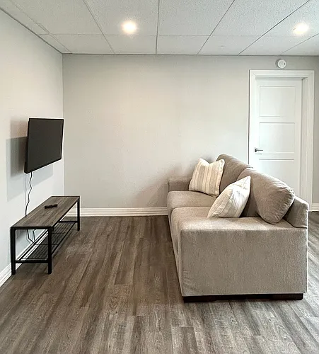 Floor plan 305