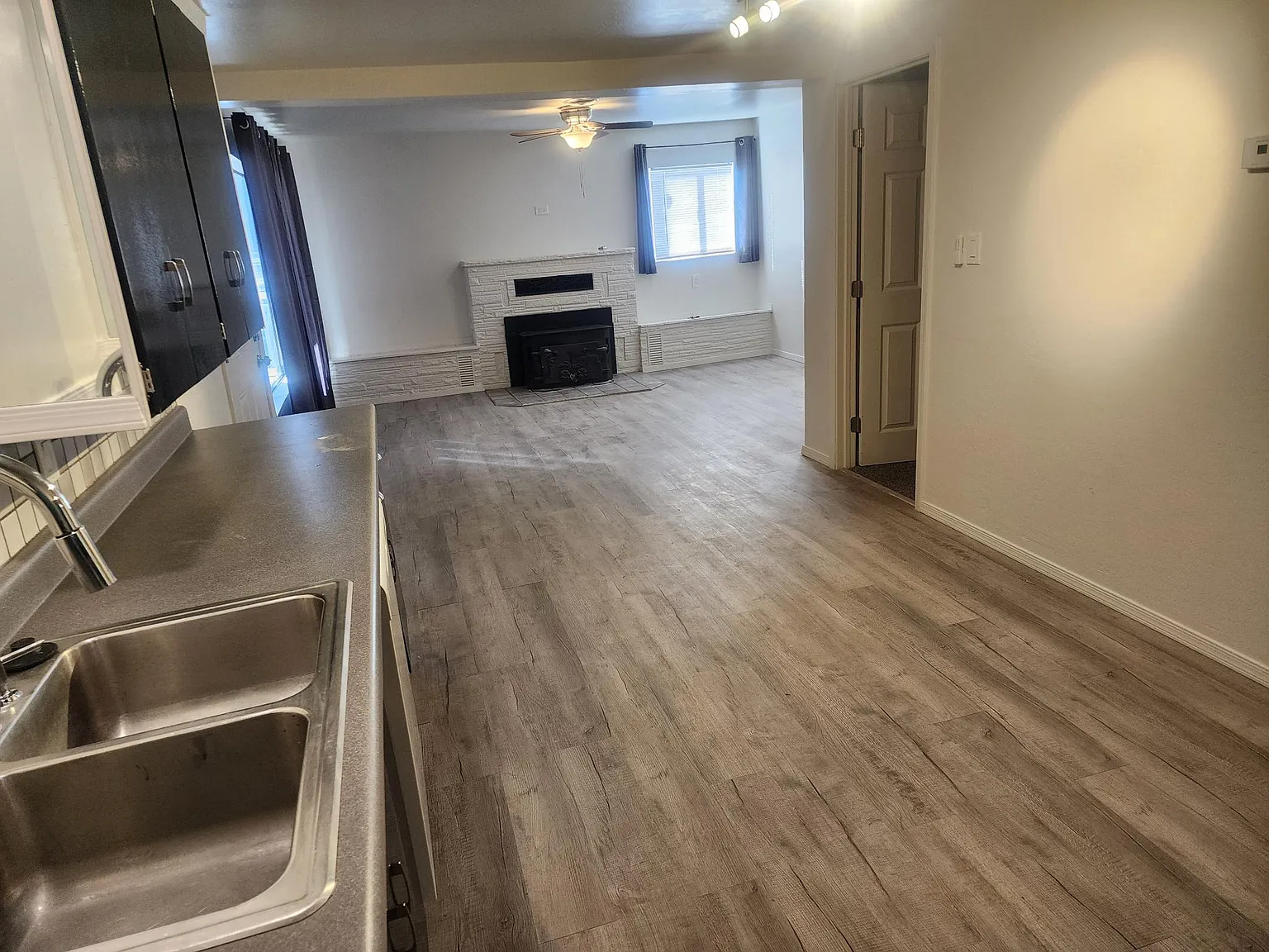20 N White Mountain Rd — Photo 2