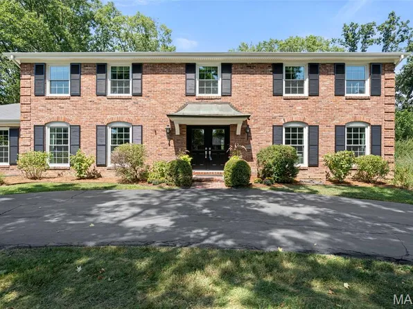 12371 Ironstone Rd, Saint Louis, MO 63131