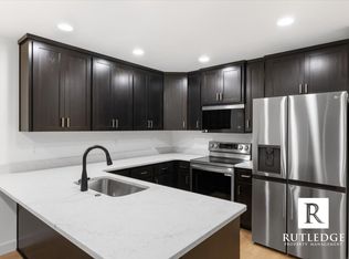 565 G St UNIT 2, Jacksonville, OR