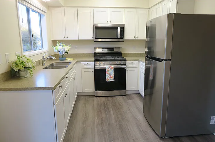 2 bed, $3,895 — Photo 2