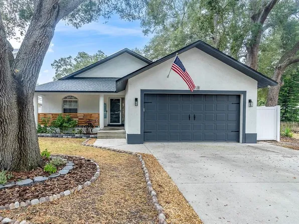 552 Atwood Ave N, Saint Petersburg, FL 33702