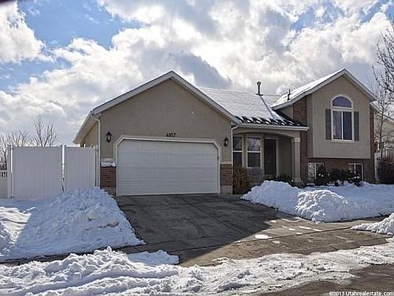 4th image of 4857 W Village Glen Cir
