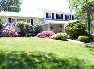 6 Coddington Ter, Livingston, NJ 07039