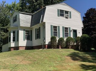 18 Warren Ave, Amesbury, MA 01913