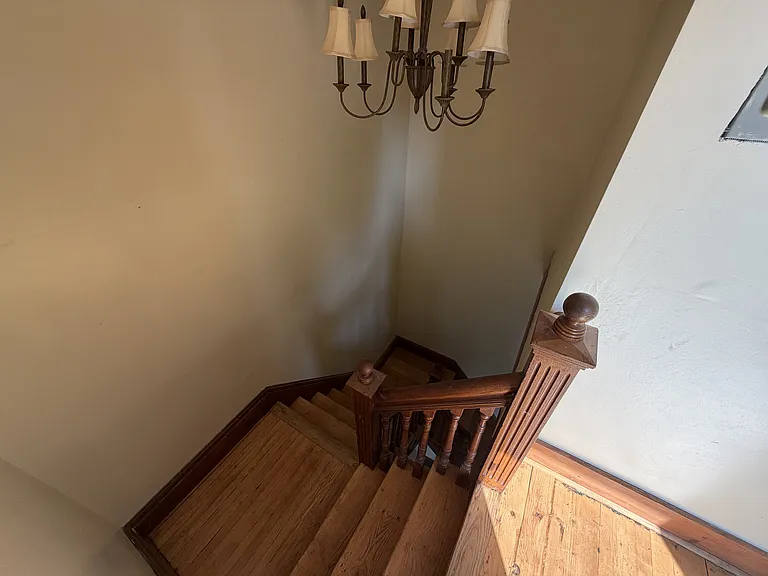 9 Castle St #B — Photo 8