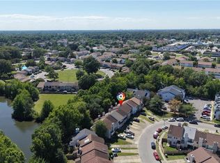 719 Waters Dr, Virginia Beach, VA 23462