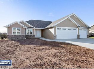 1891 Mimosa Ln, Neenah, WI 54956