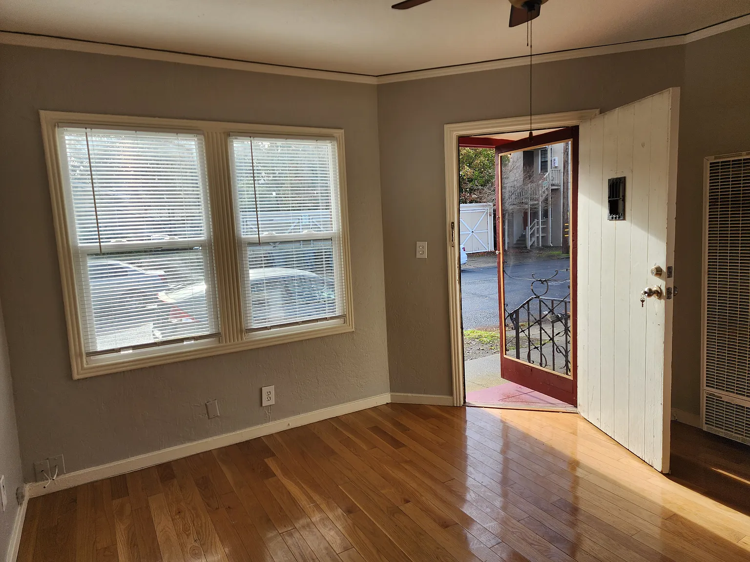 1 bed, 550 sqft, $1,975 — Photo 3