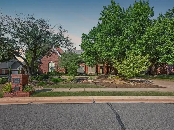 417 Hollowdale, Edmond, OK 73003