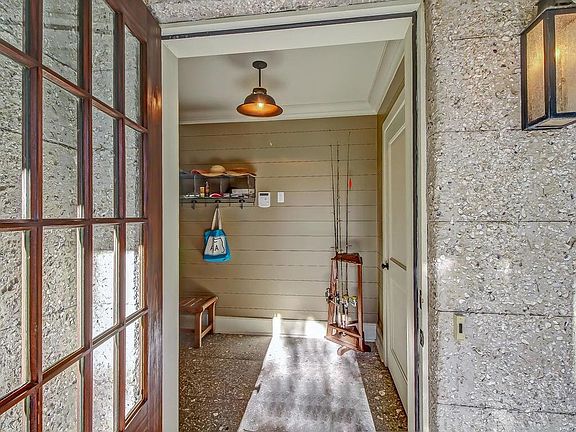 3rd image of 96836 Bay View Dr
