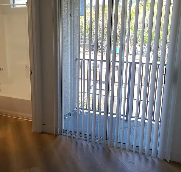 3101 Eagle Rock Blvd — Photo 57