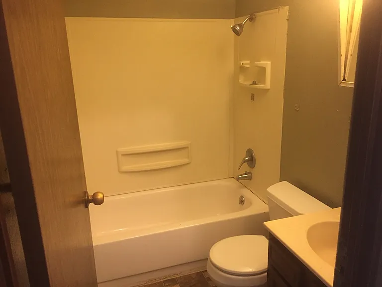 1550 Collegeway Way — Photo 7