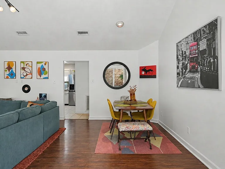 69 Wind Whisper Ct — Photo 9