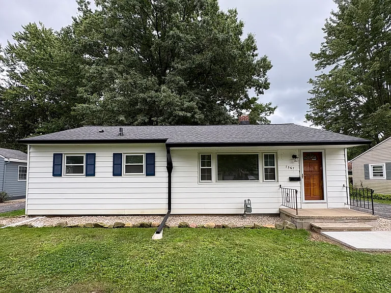 7567 Inland Dr — Photo 1