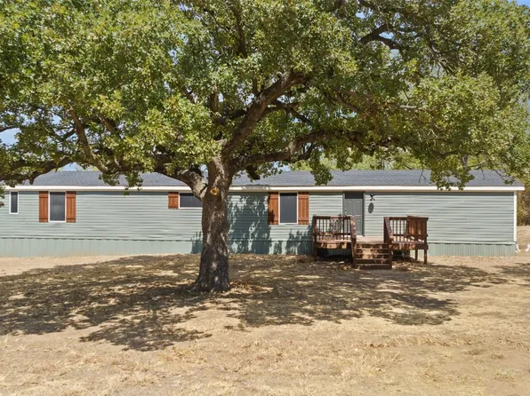 884 County Road 3340, Paradise, TX 76073