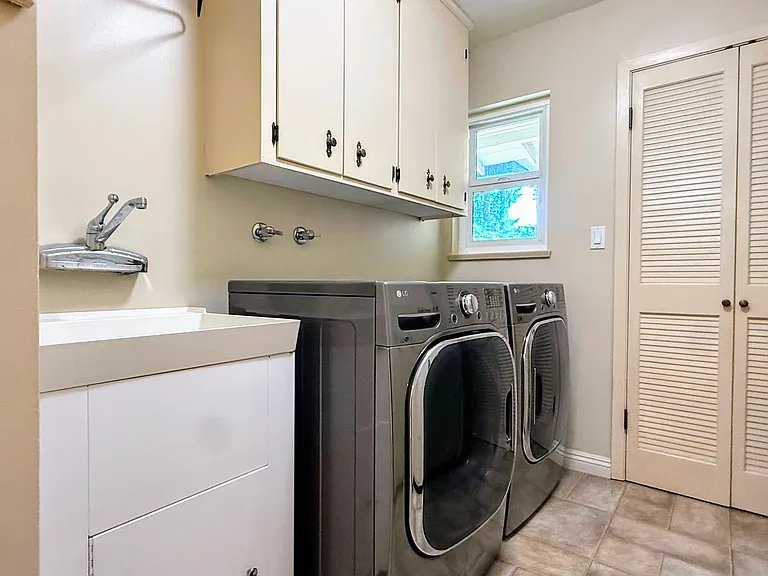 1711 Cabana Dr — Photo 18
