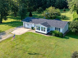 1518 Riddle Rd, Spencer, IN 47460