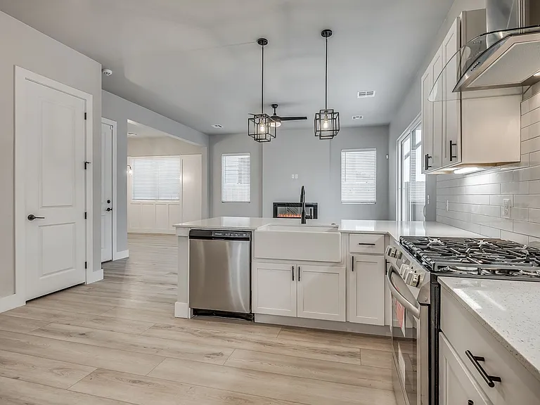 2529 NW 132nd Pl — Photo 22