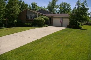 1st image of 98 Waxwing Dr